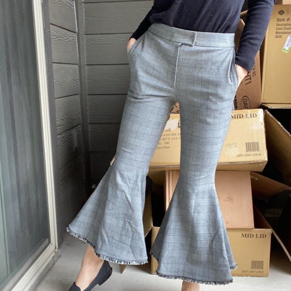 Cropped Bell Bottom Dress Pants - Picture 2 of 4